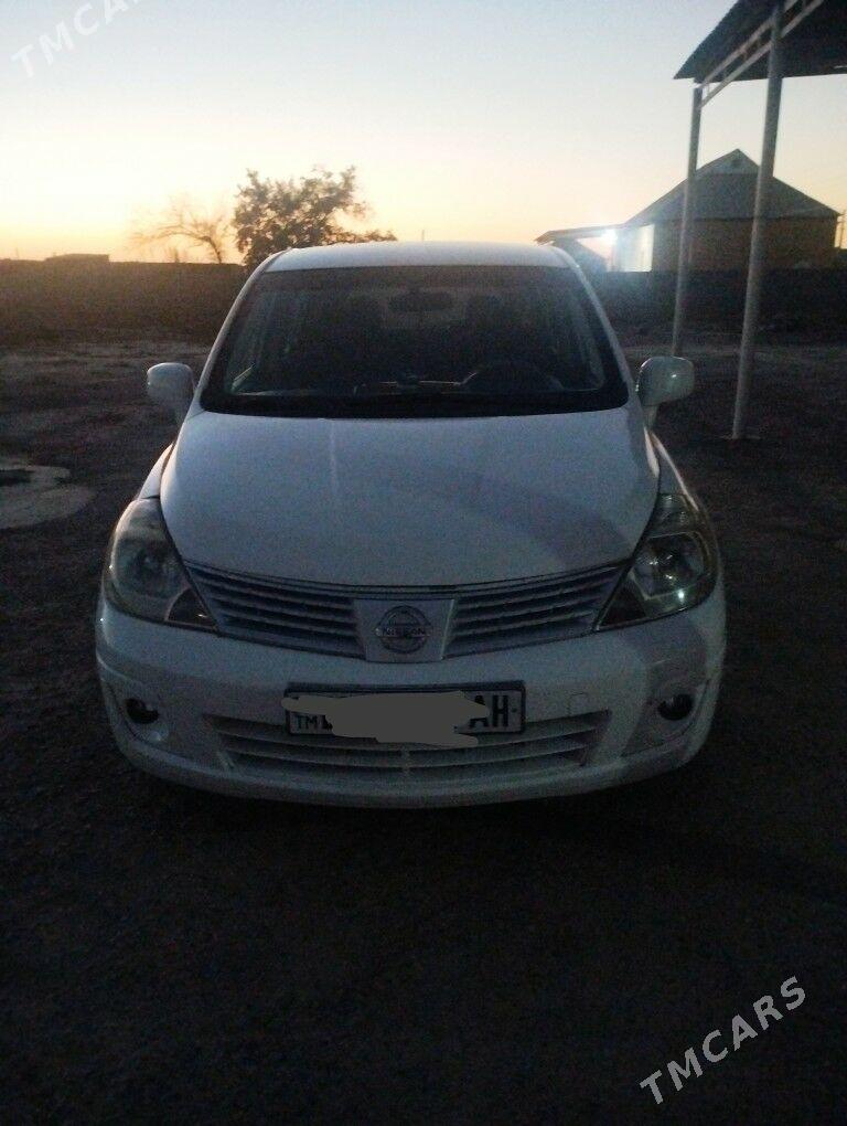 Nissan Versa 2012 - 125 000 TMT - Kaka - img 2