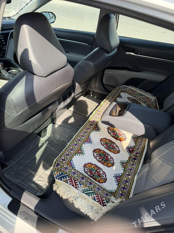 Toyota Camry 2019 - 410 000 TMT - Aşgabat - img 6