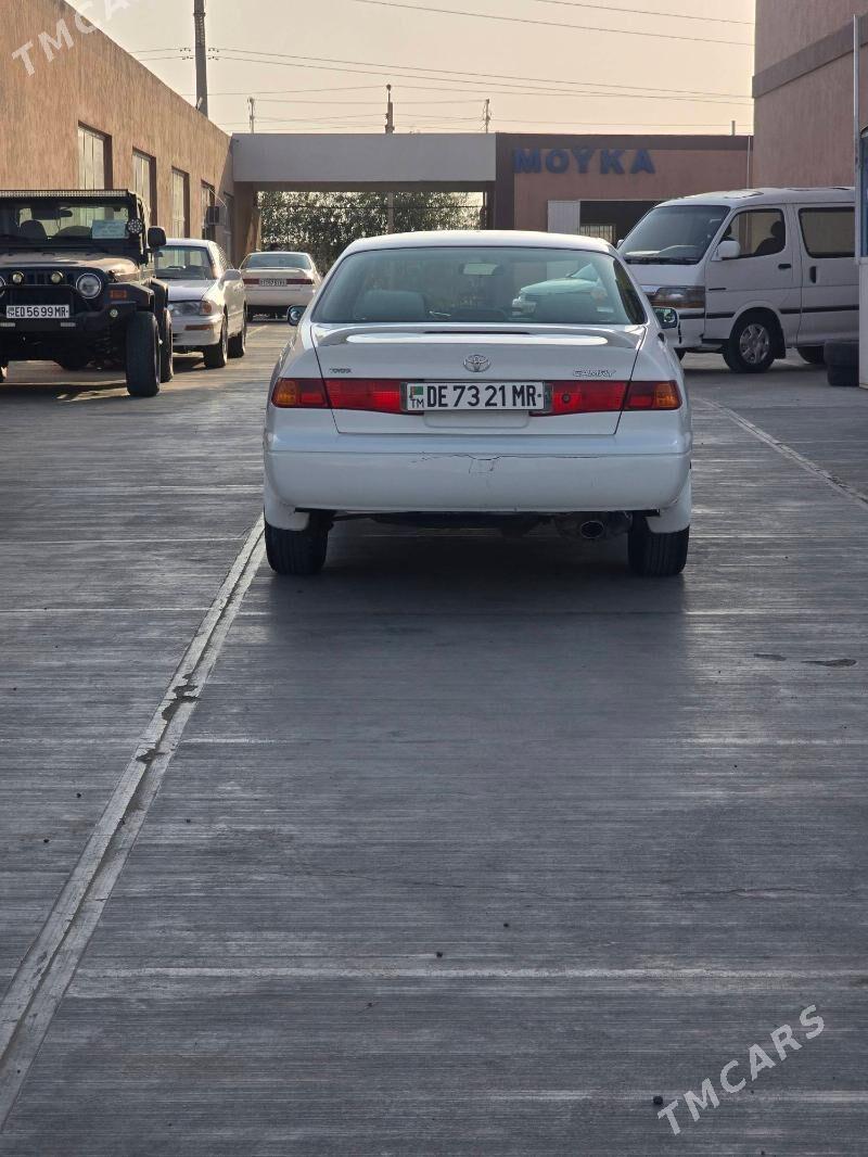 Toyota Camry 2000 - 140 000 TMT - Мары - img 5