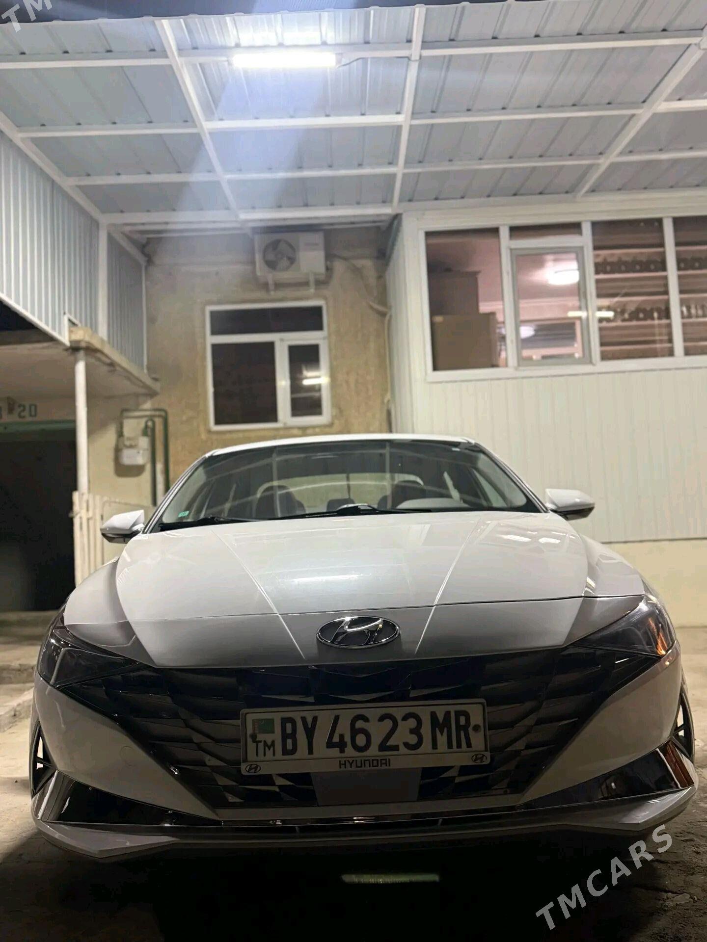 Hyundai Elantra 2022 - 300 000 TMT - Мары - img 3