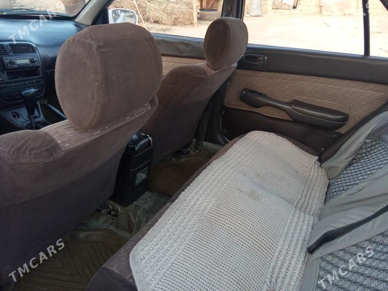 Toyota Carina 1995 - 52 000 TMT - Ёлётен - img 6