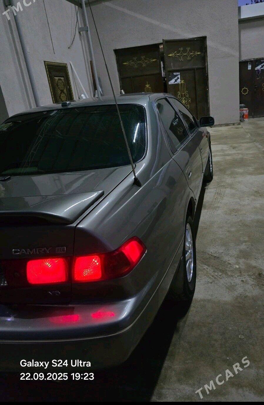 Toyota Camry 2000 - 190 000 TMT - етр. Туркменбаши - img 3