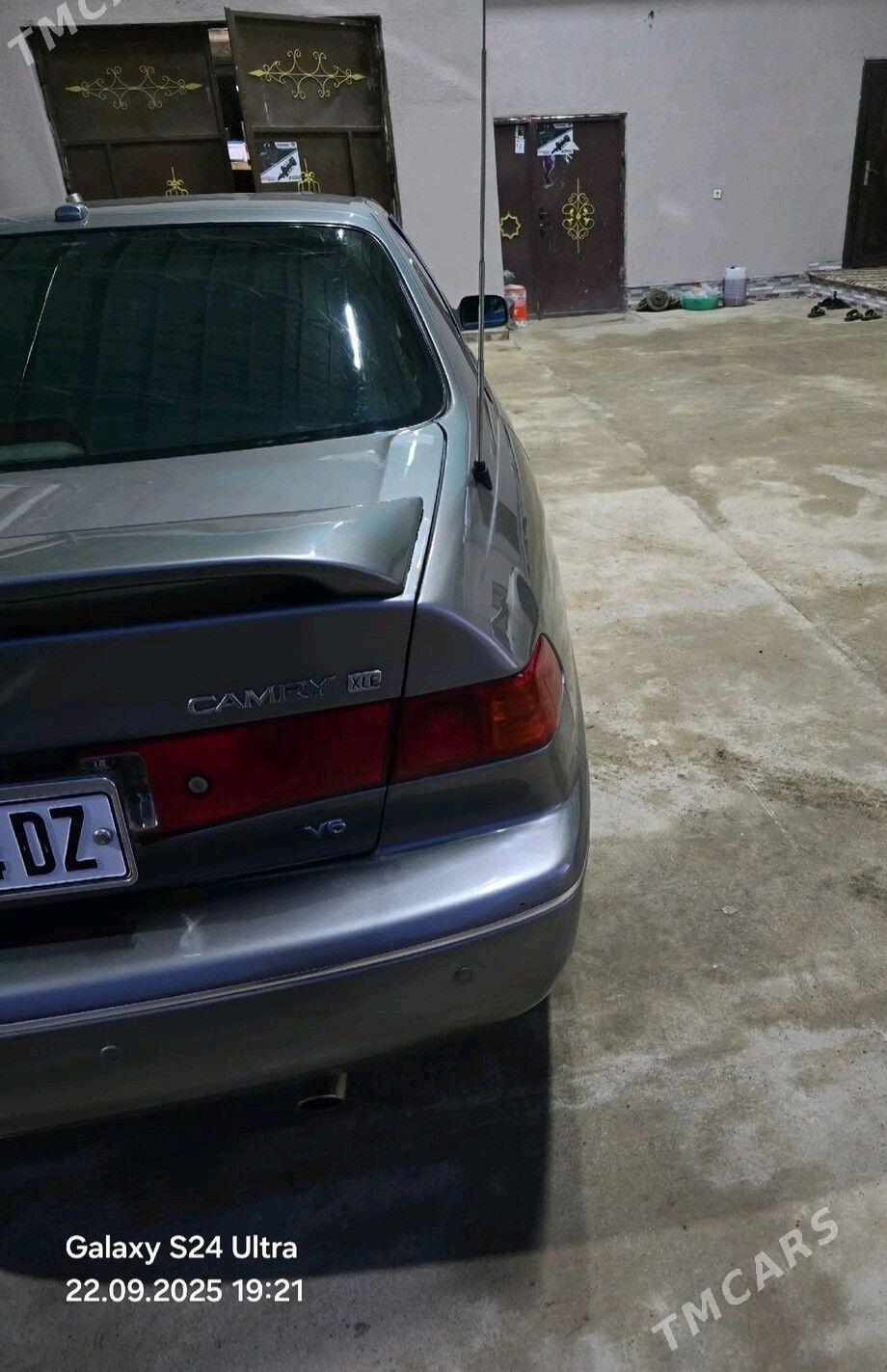 Toyota Camry 2000 - 190 000 TMT - етр. Туркменбаши - img 2