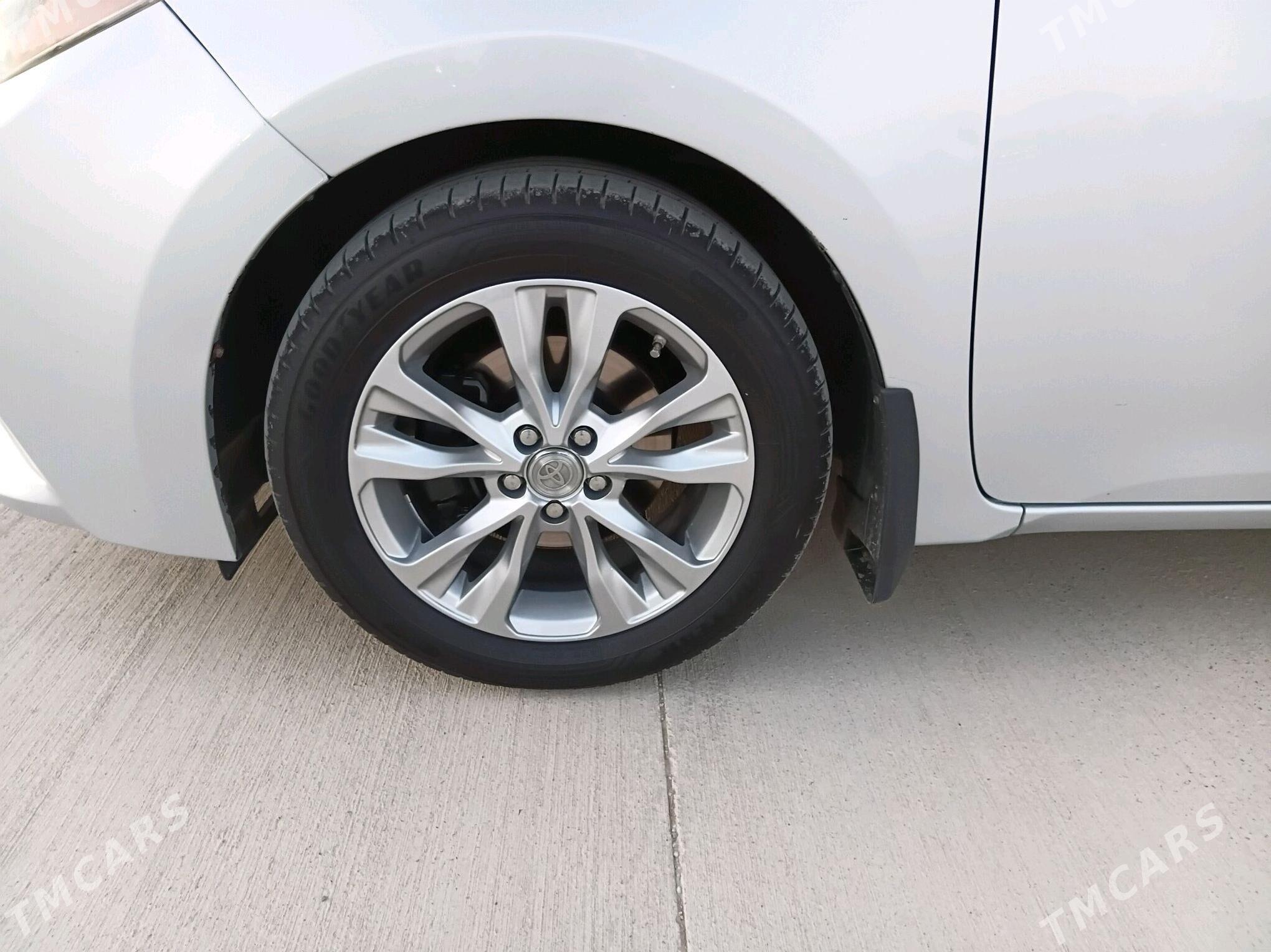 Toyota Corolla 2013 - 177 000 TMT - Gökdepe - img 10