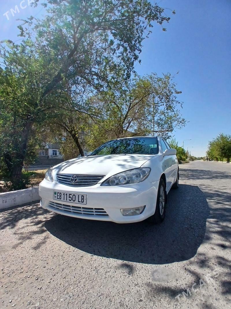 Toyota Camry 2004 - 170 000 TMT - Газаджак - img 5