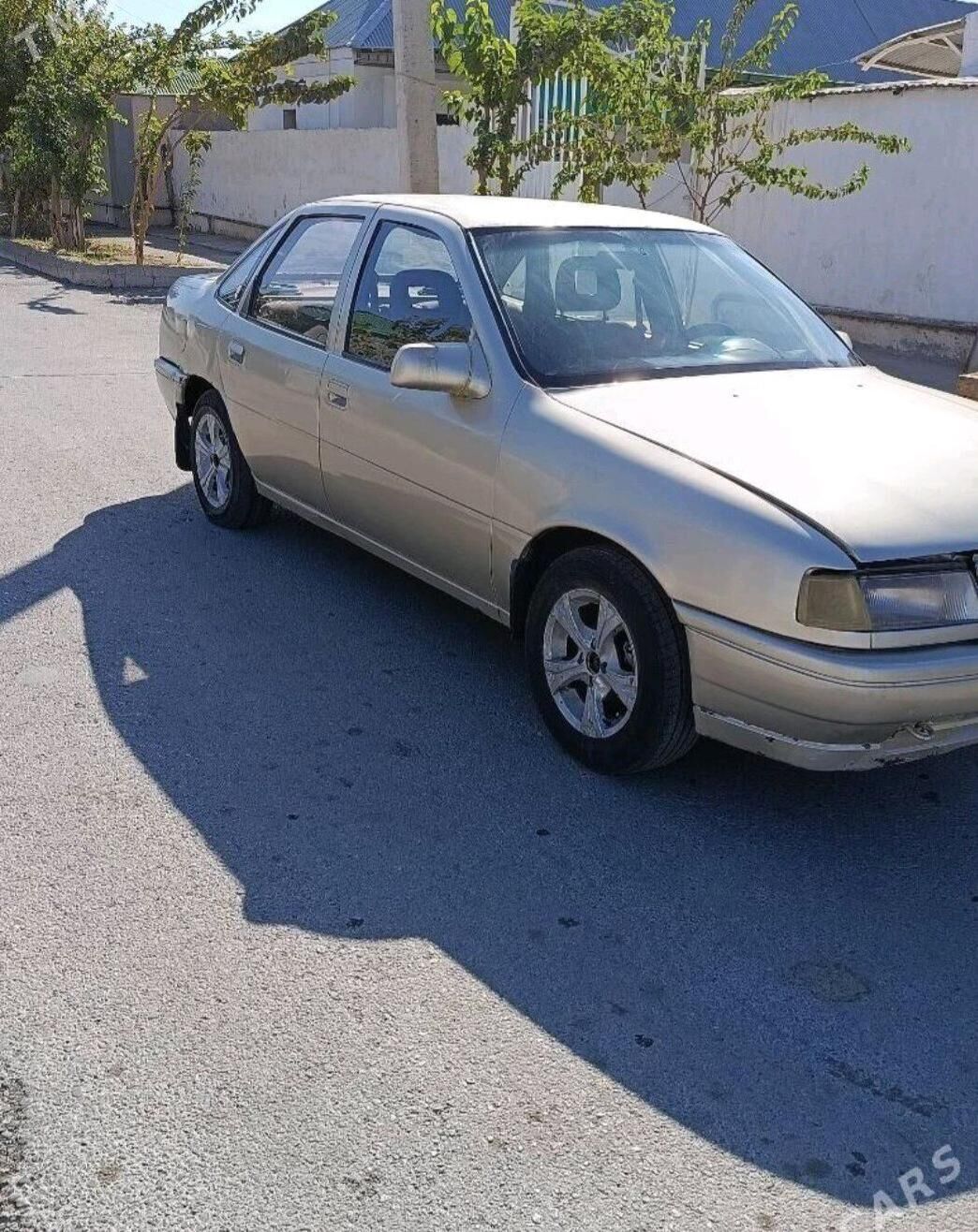 Opel Vectra 1991 - 27 000 TMT - Gökdepe - img 1