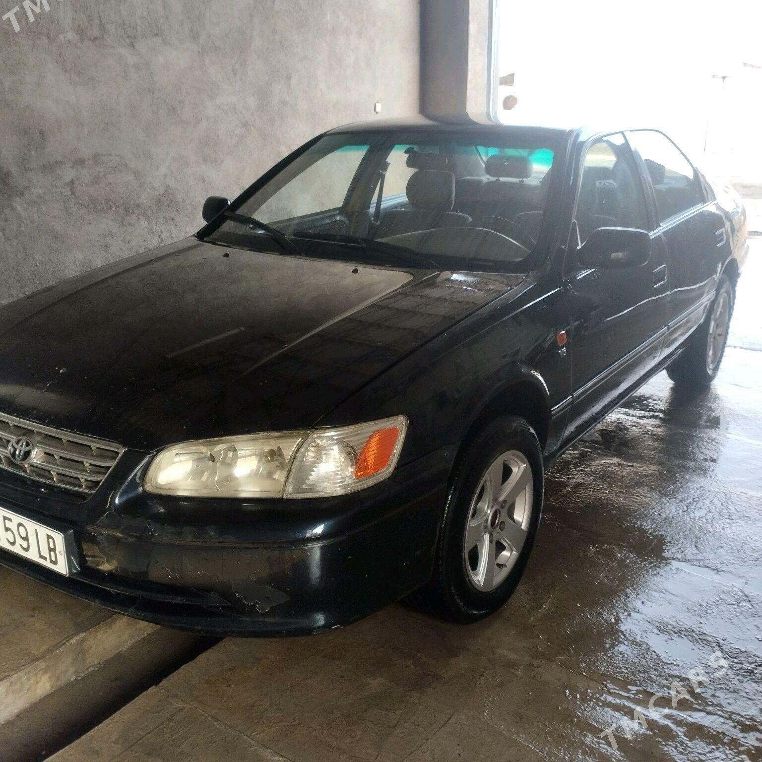 Toyota Camry 2000 - 140 000 TMT - Гарабекевюл - img 1