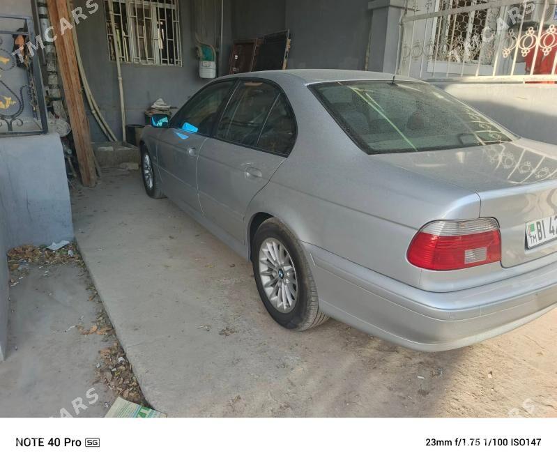 BMW E39 1999 - 110 000 TMT - Türkmenbaşy - img 4
