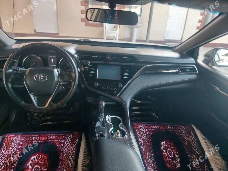 Toyota Camry 2018 - 250 000 TMT - Aşgabat - img 5
