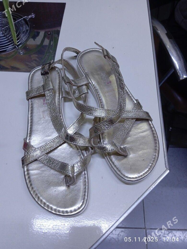 Туфли, босоножки - Мир 1 - img 4
