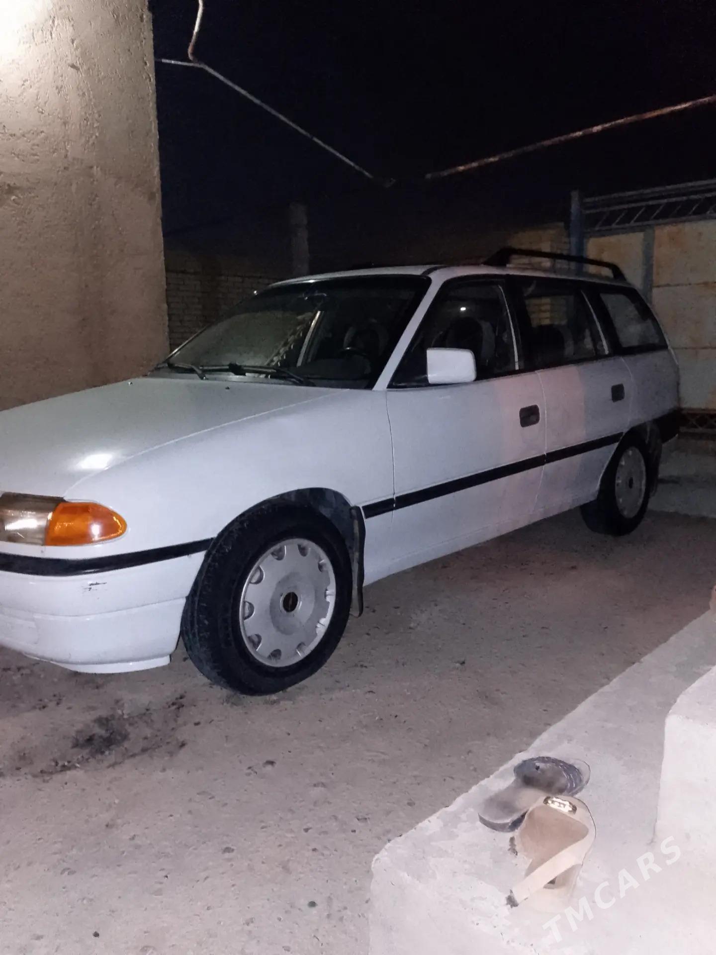 Opel Astra 1992 - 46 000 TMT - Мары - img 4
