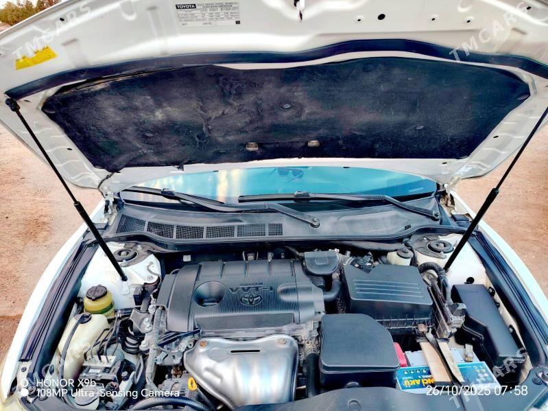 Toyota Camry 2010 - 240 000 TMT - Köneürgenç - img 9