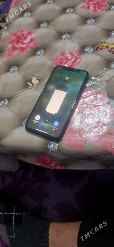 iPhone XS - Çärjew - img 1