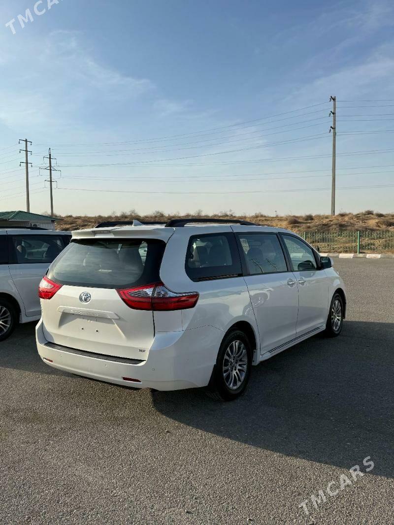 Toyota Sienna 2019 - 470 000 TMT - "Altyn Asyr" Gündogar bazary (Jygyllyk) - img 6