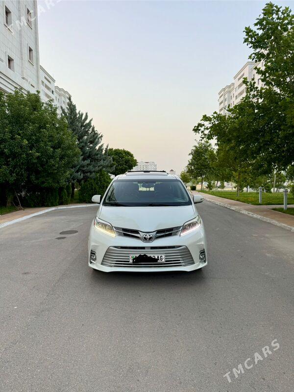 Toyota Sienna 2018 - 395 000 TMT - Aşgabat - img 1