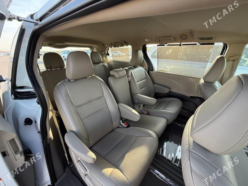 Toyota Sienna 2019 - 470 000 TMT - "Altyn Asyr" Gündogar bazary (Jygyllyk) - img 9