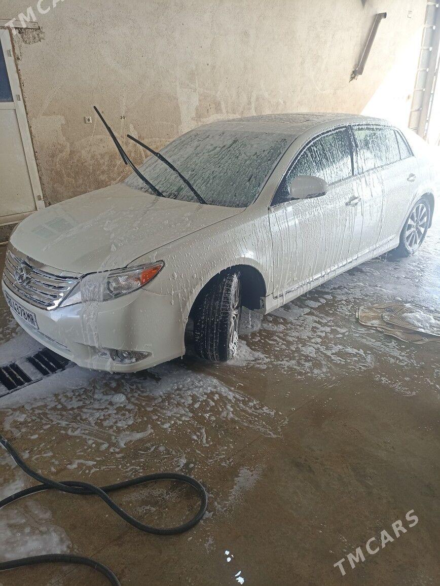 Toyota Avalon 2011 - 300 000 TMT - Сакарчага - img 4