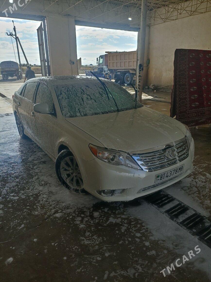 Toyota Avalon 2011 - 300 000 TMT - Сакарчага - img 3