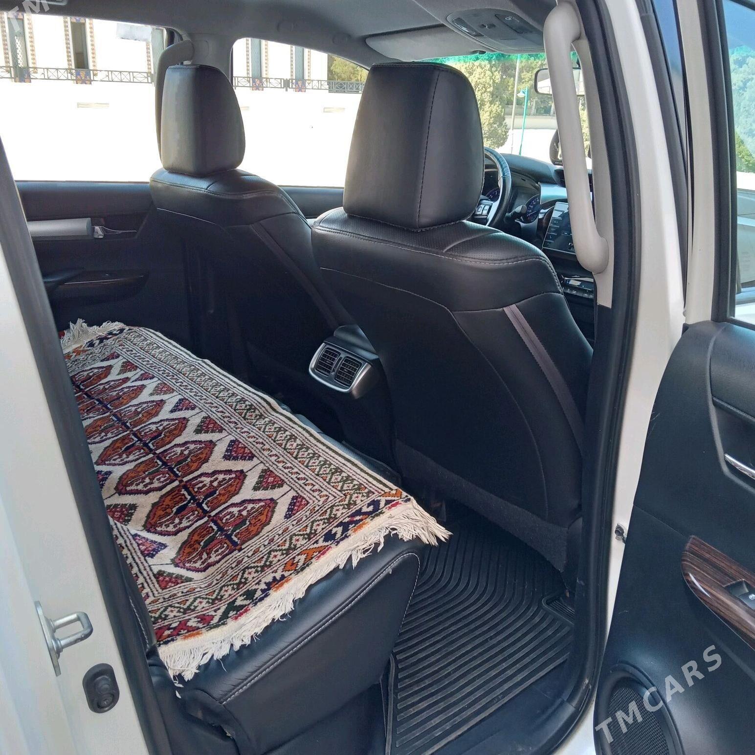 Toyota Hilux 2016 - 450 000 TMT - Gökdepe - img 8