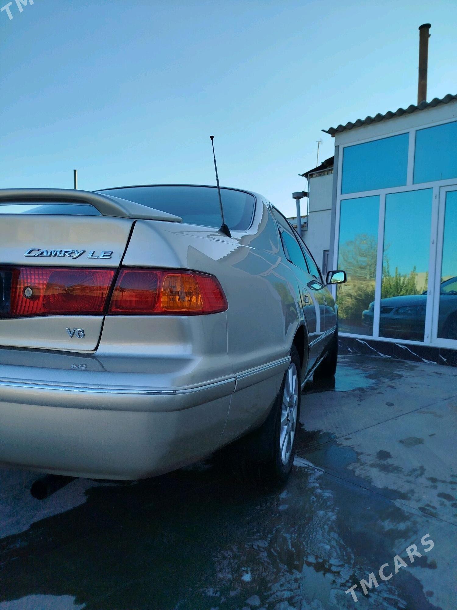 Toyota Camry 1999 - 145 000 TMT - Дашогуз - img 3