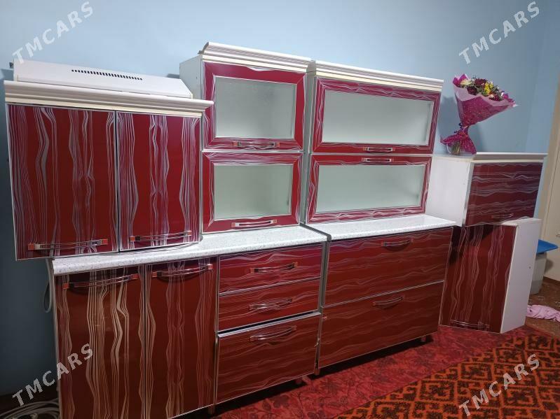 Kuhulniy Garnitur - Дашогуз - img 1