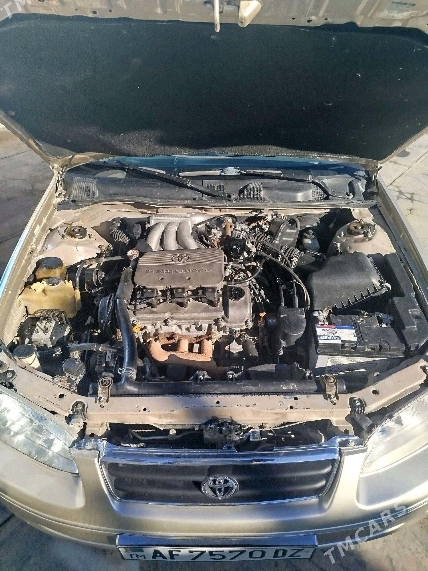 Toyota Camry 1999 - 145 000 TMT - Дашогуз - img 5