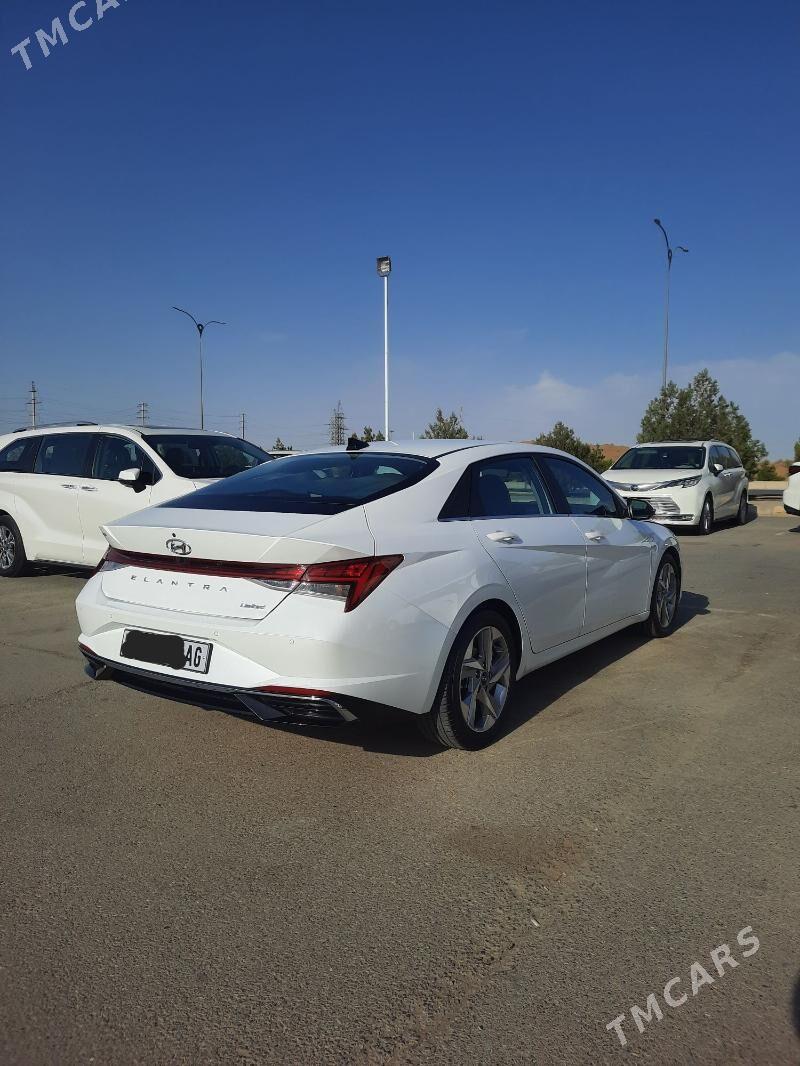 Hyundai Elantra 2022 - 325 000 TMT - Aşgabat - img 4