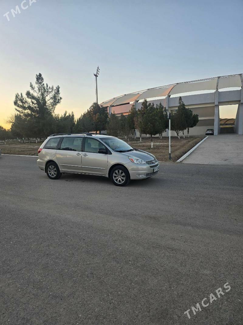 Toyota Sienna 2005 - 225 000 TMT - Мары - img 3