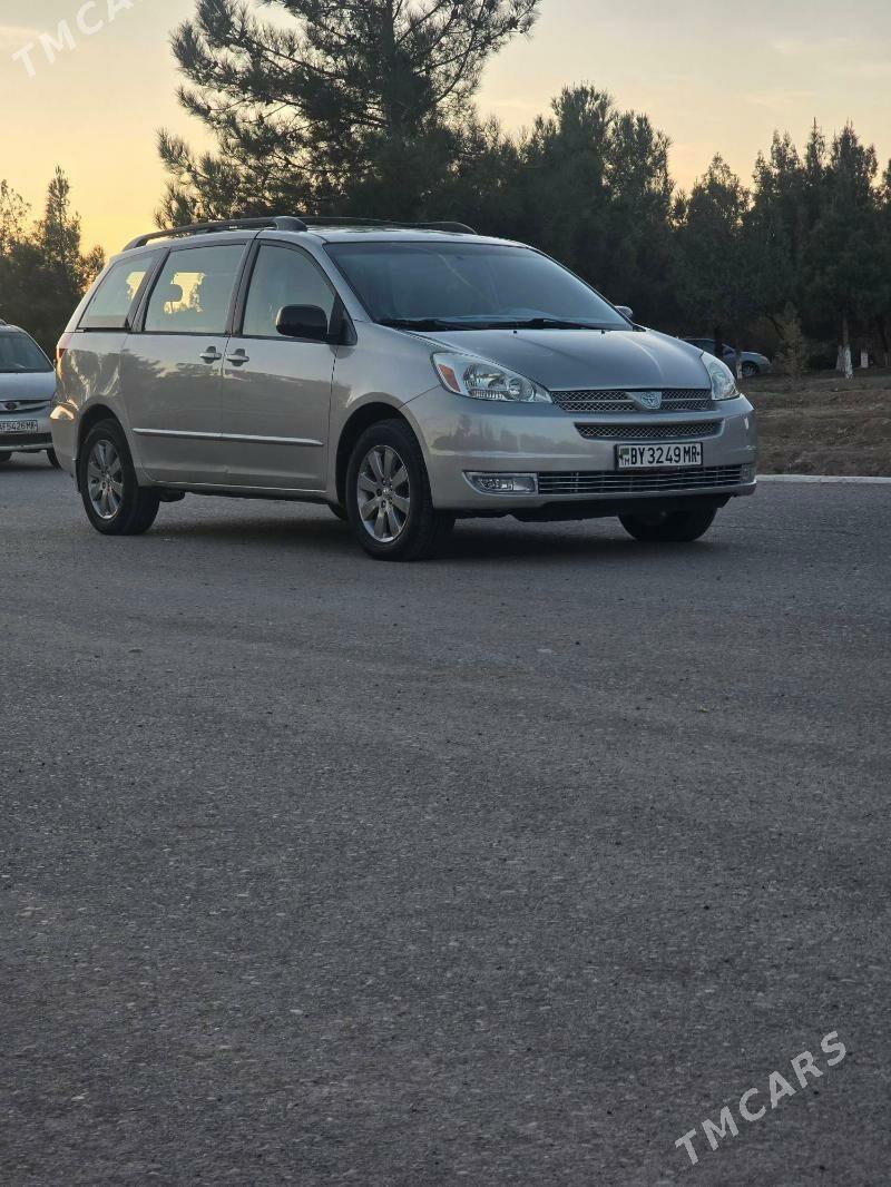 Toyota Sienna 2005 - 225 000 TMT - Мары - img 1