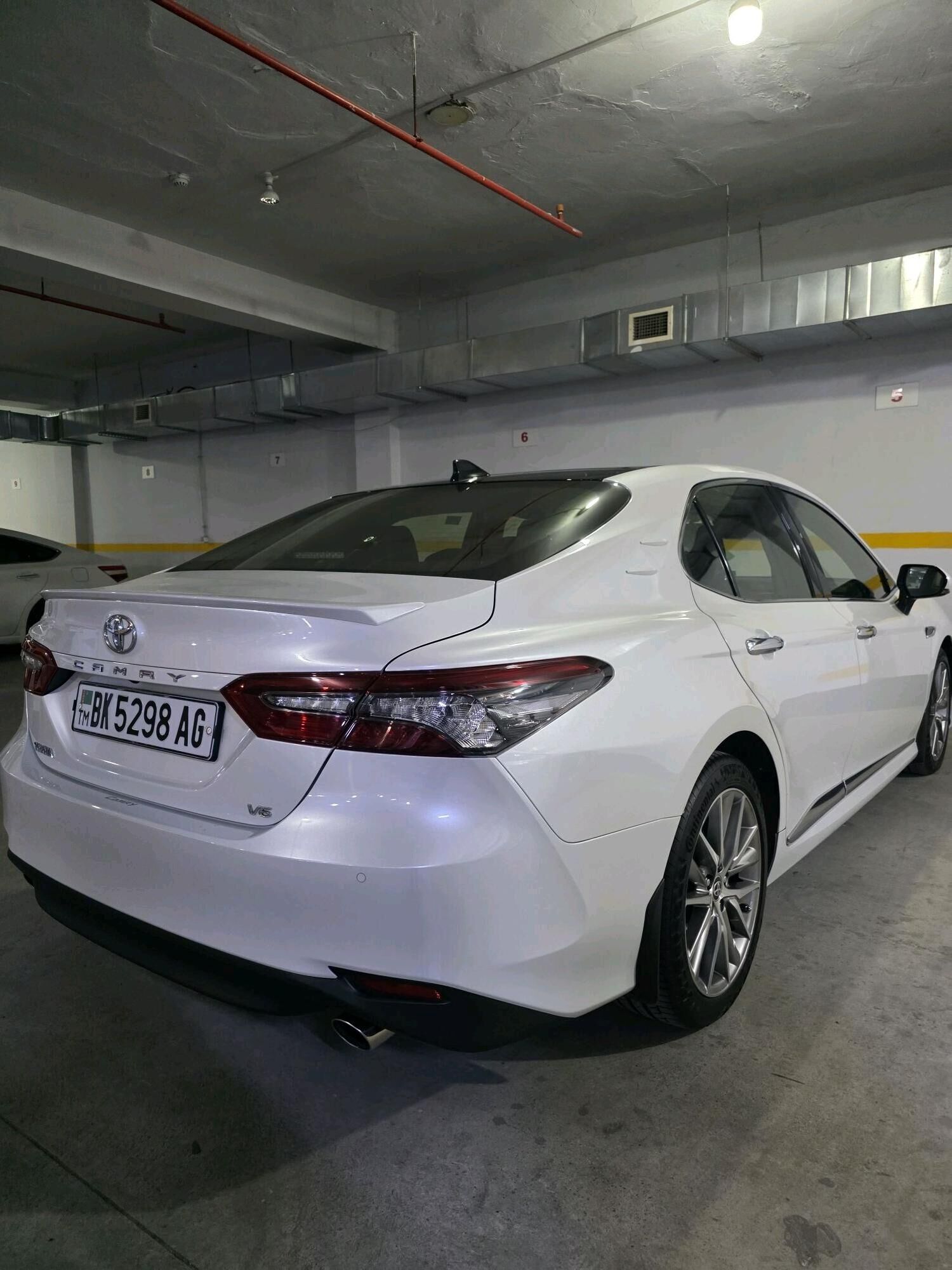 Toyota Camry 2022 - 625 000 TMT - Moskowskiý köç. (10 ýyl abadançylyk şaýoly) - img 1