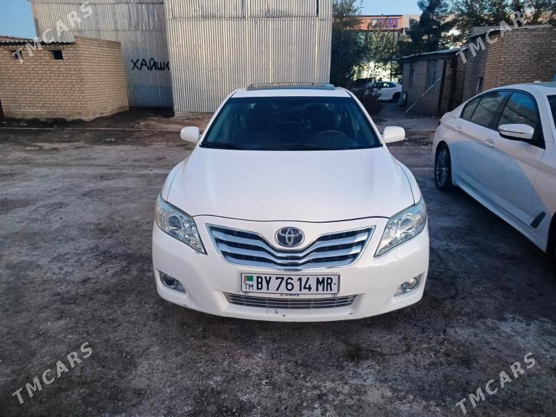 Toyota Camry 2010 - 190 000 TMT - Мары - img 1