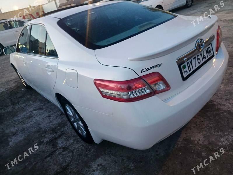 Toyota Camry 2010 - 190 000 TMT - Мары - img 5