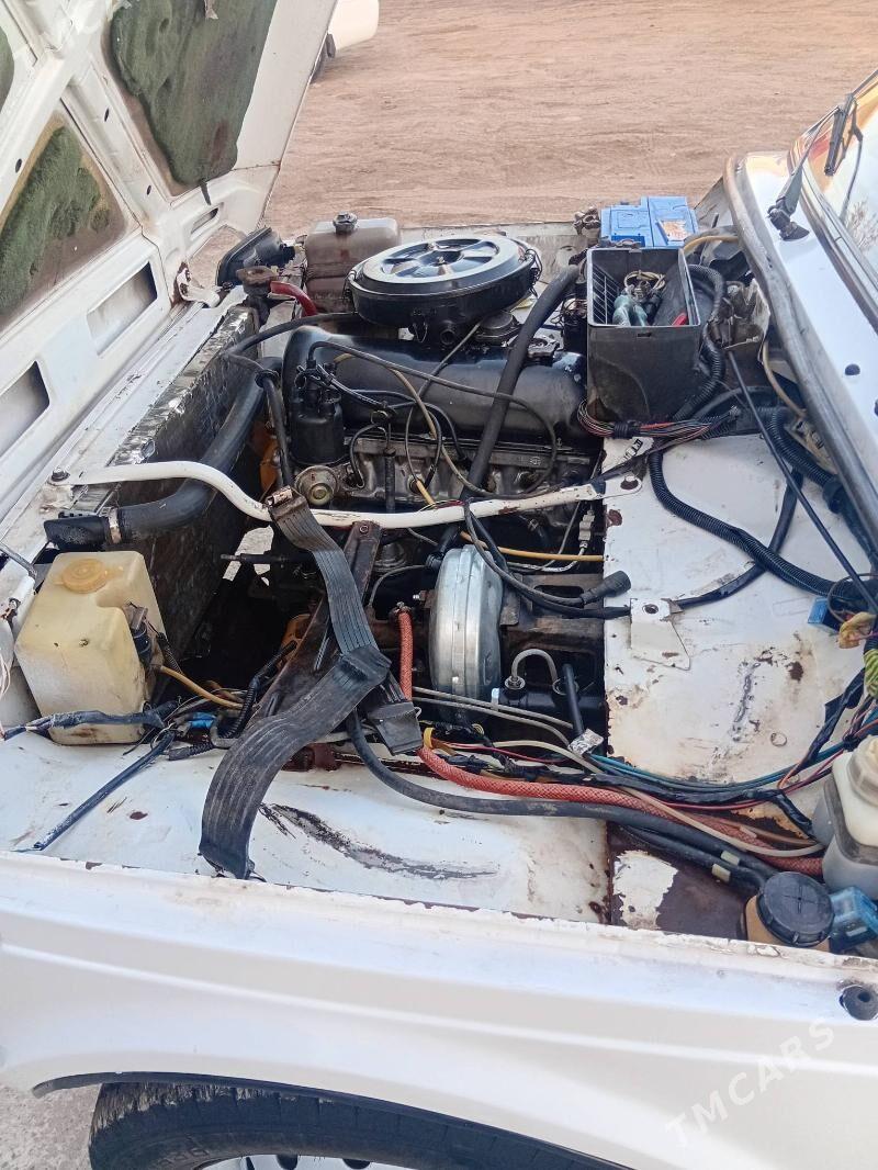 Lada Niva 2005 - 60 000 TMT - Türkmenbaşy etr. - img 4