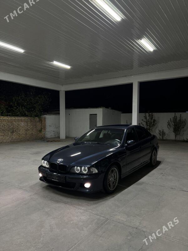 BMW 525 2002 - 139 000 TMT - Балканабат - img 3