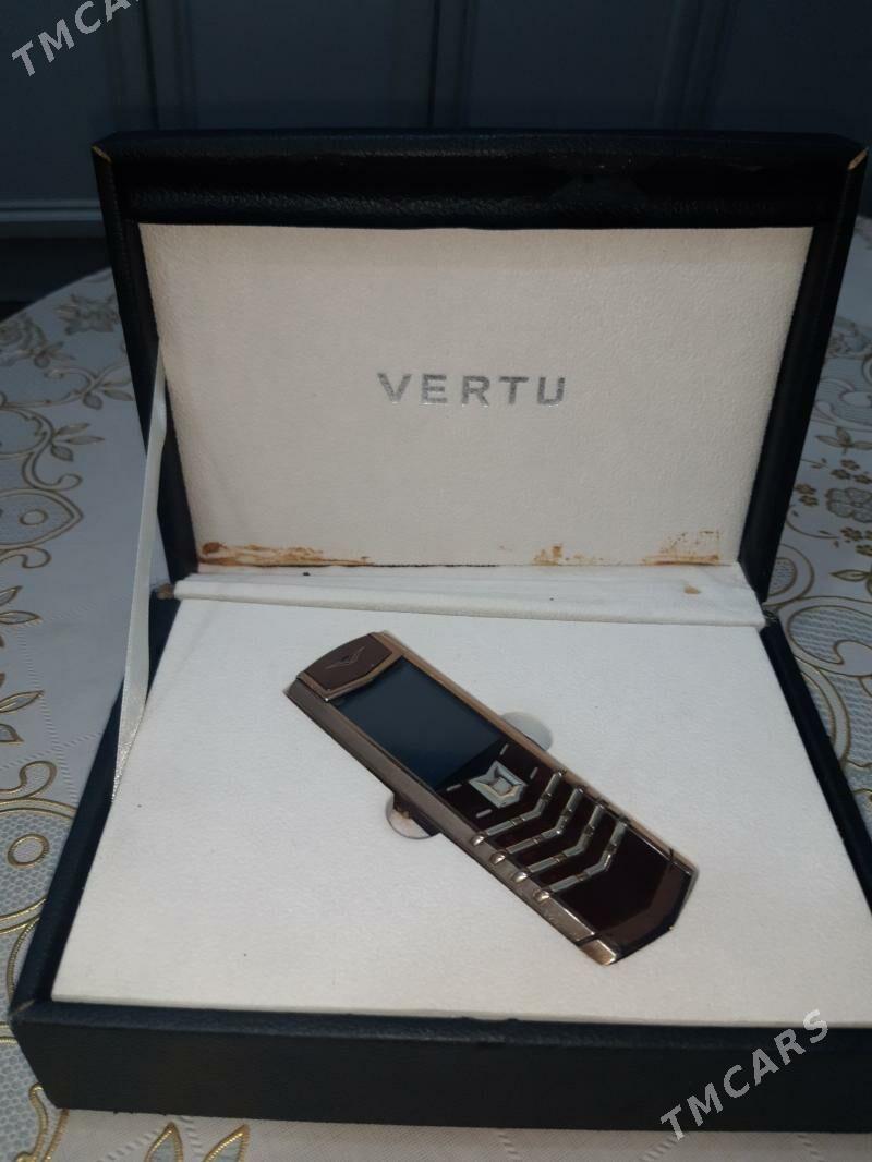 VERTU Signature - Mary - img 3
