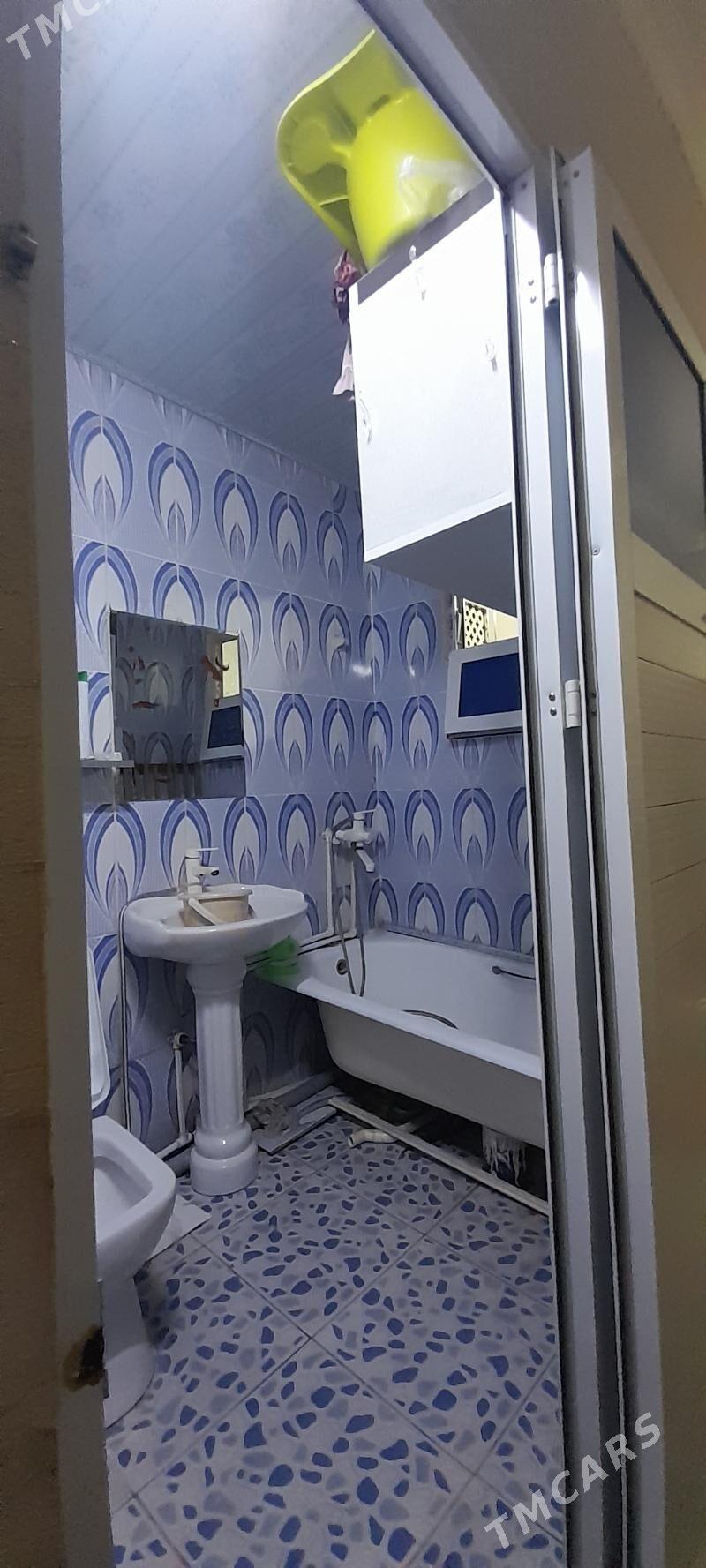 Продажа квартиры. Satlyk kwar. - Балканабат - img 3