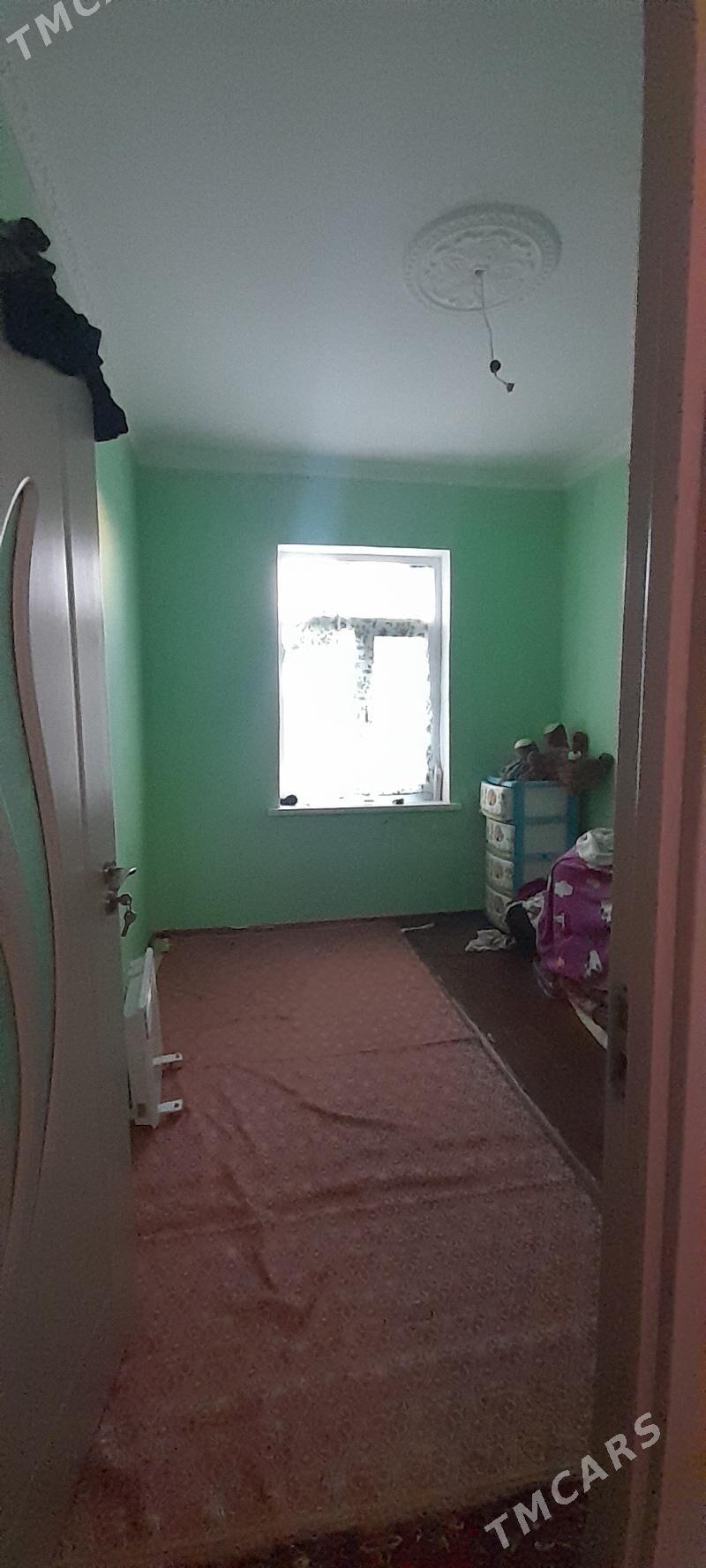 Продажа квартиры. Satlyk kwar. - Балканабат - img 4