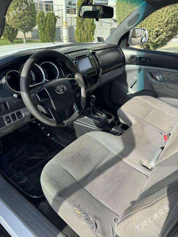 Toyota Tacoma 2012 - 158 000 TMT - Aşgabat - img 8