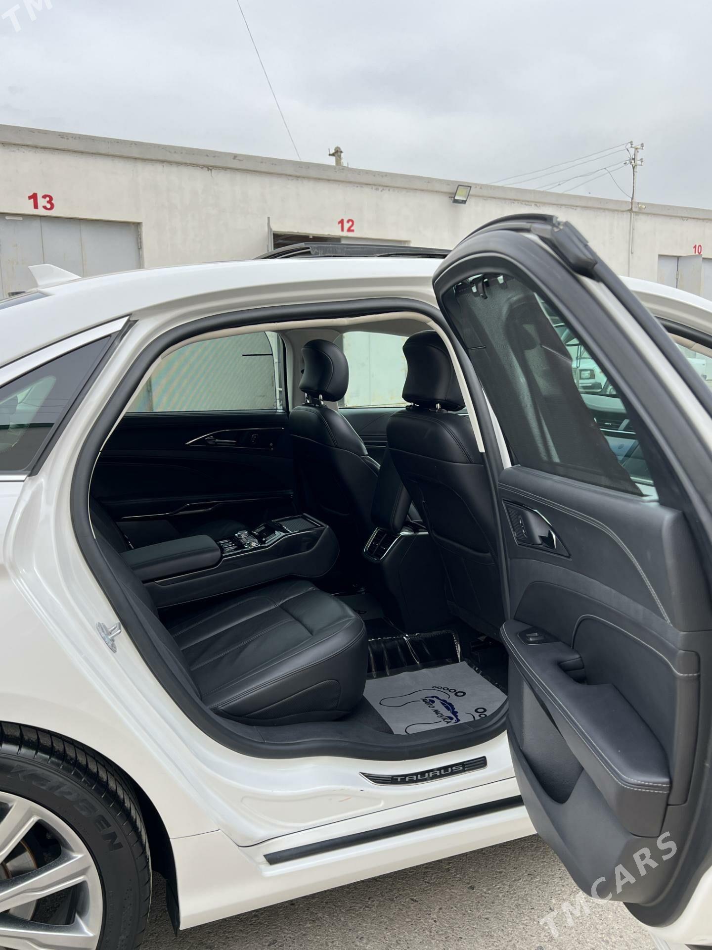 Ford Taurus 2019 - 540 000 TMT - Ашхабад - img 4