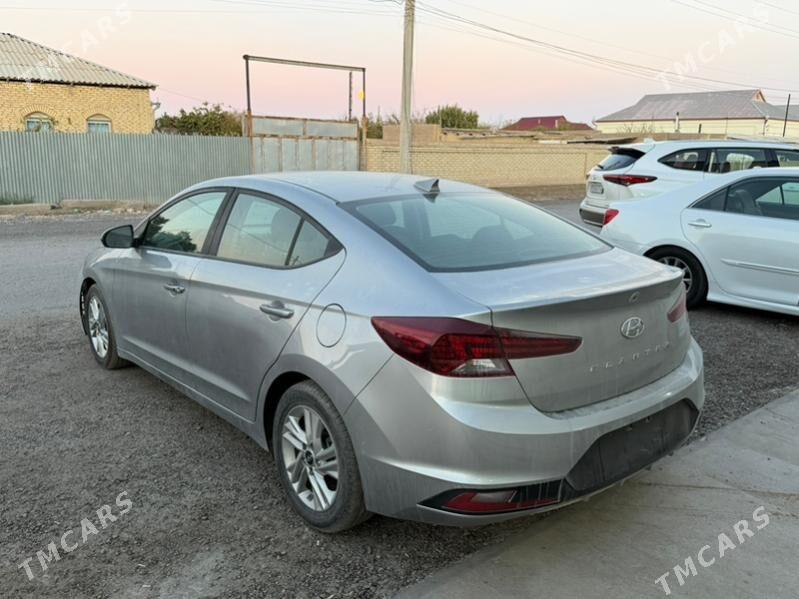 Hyundai Elantra 2020 - 195 000 TMT - Мары - img 5