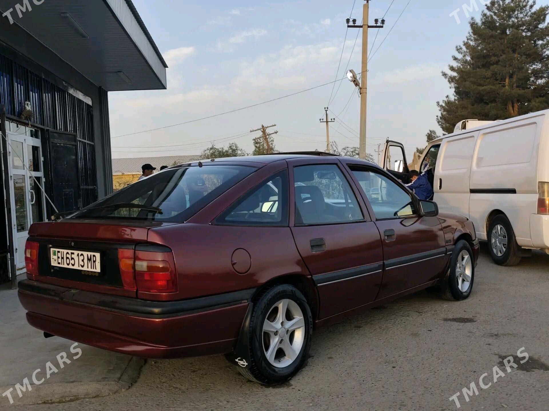 Opel Vectra 1993 - 39 000 TMT - Мары - img 1
