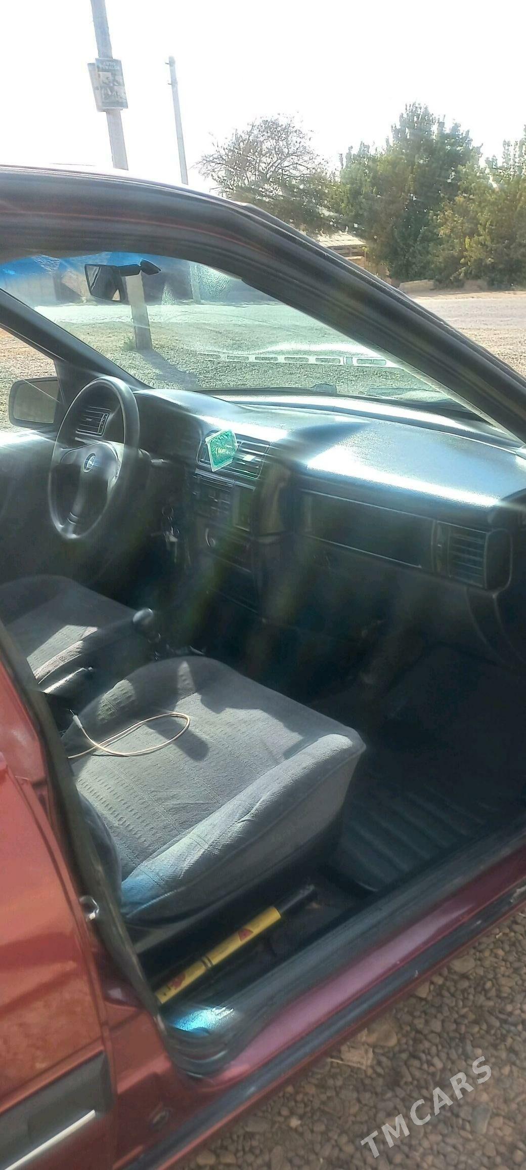 Opel Vectra 1993 - 39 000 TMT - Mary - img 9