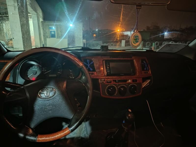 Toyota Hilux 2013 - 360 000 TMT - Хазар - img 6