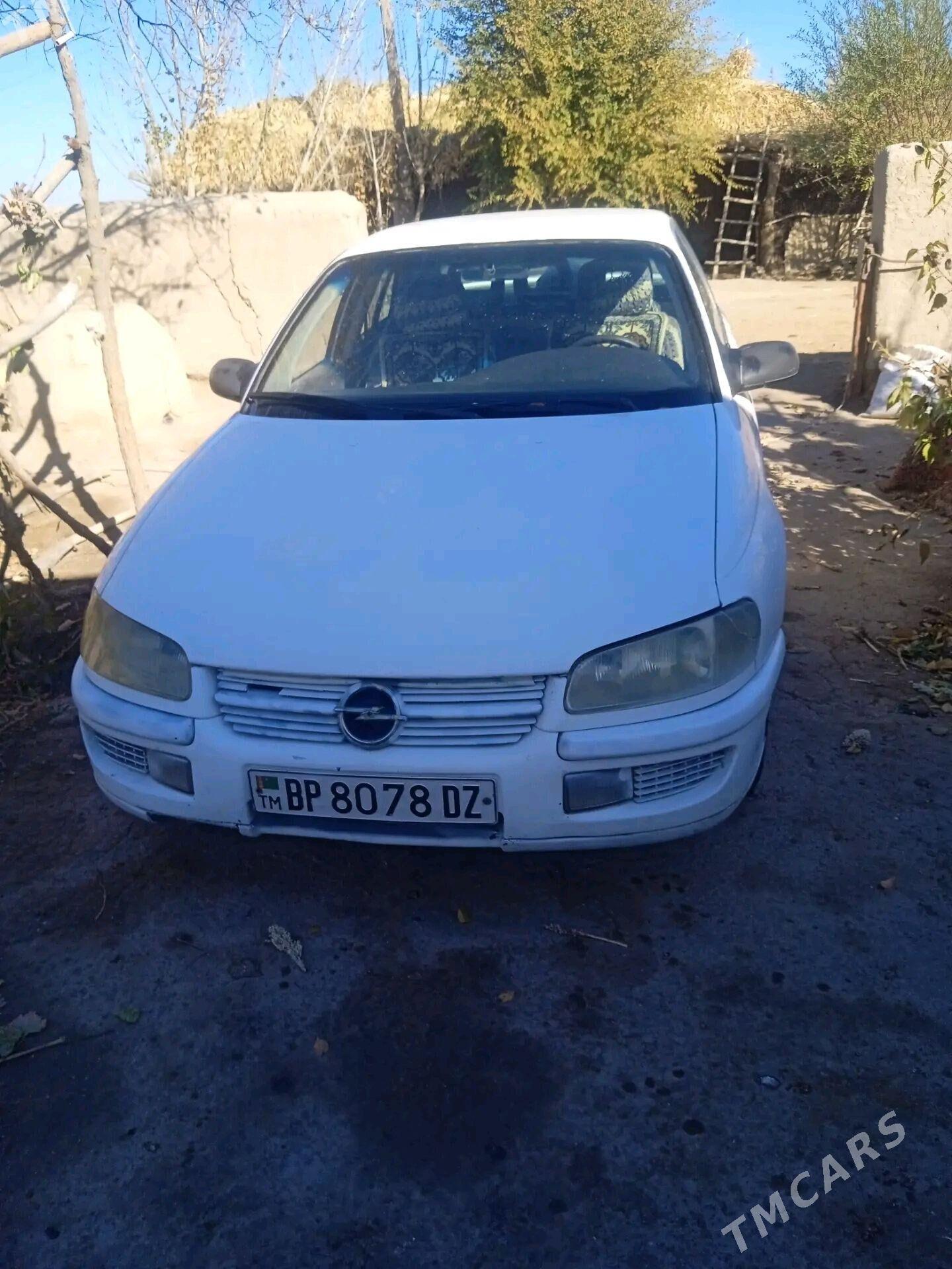 Opel Vectra 1997 - 35 000 TMT - Гороглы (Тагта) - img 1