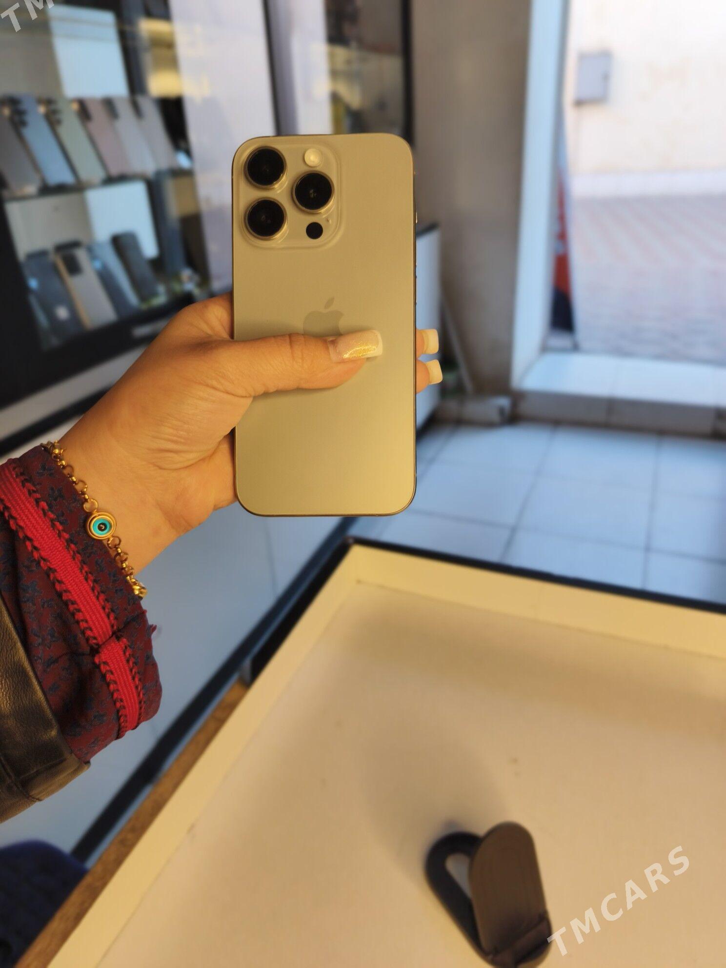 iPhone 15 pro - Mary - img 2