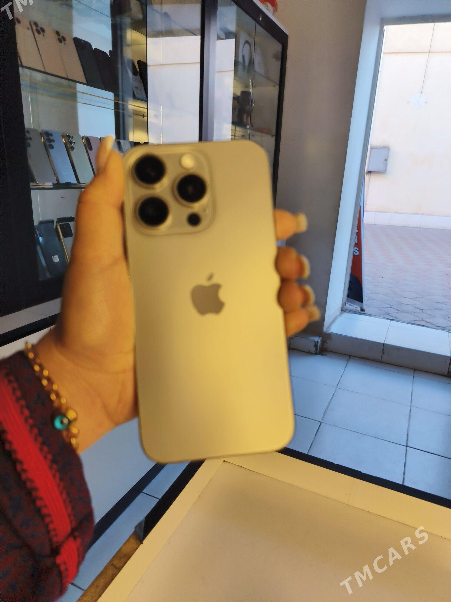 iPhone 15 pro - Mary - img 1