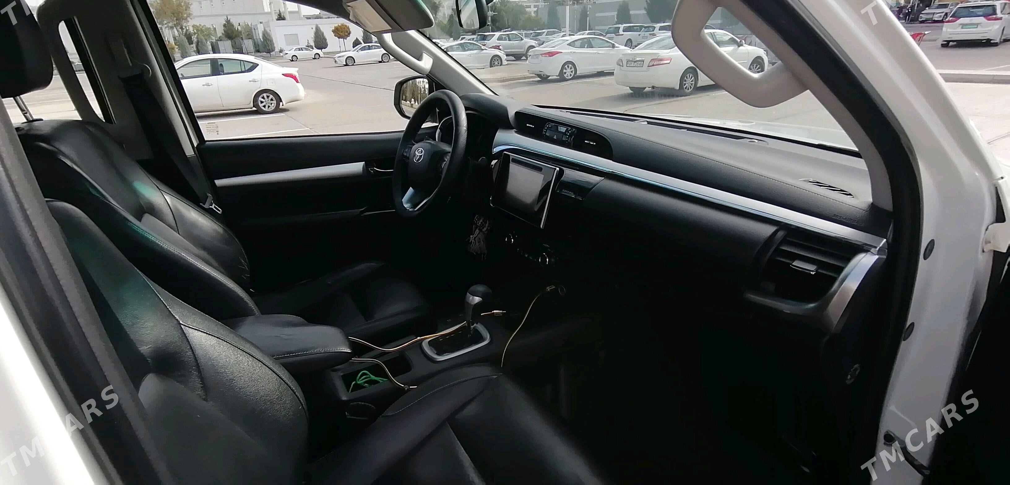 Toyota Hilux 2015 - 400 000 TMT - Aşgabat - img 8