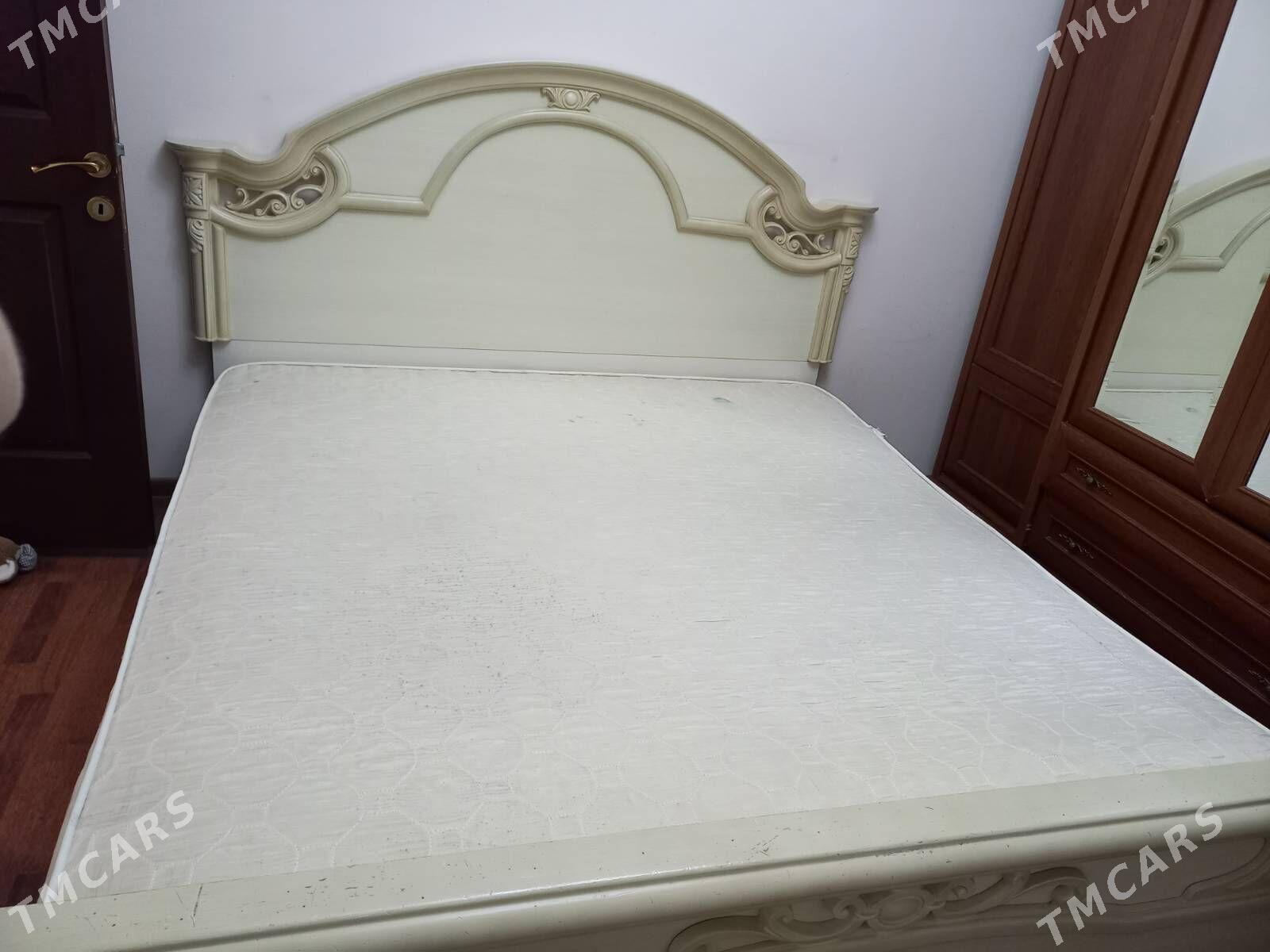 кровать , krowat - Бекреве - img 1