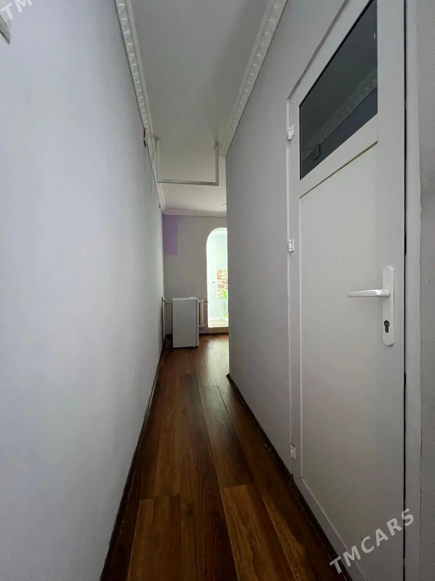 11 mkr 4/4 etaz 2 kom IPOTEKA - 11 mkr - img 4