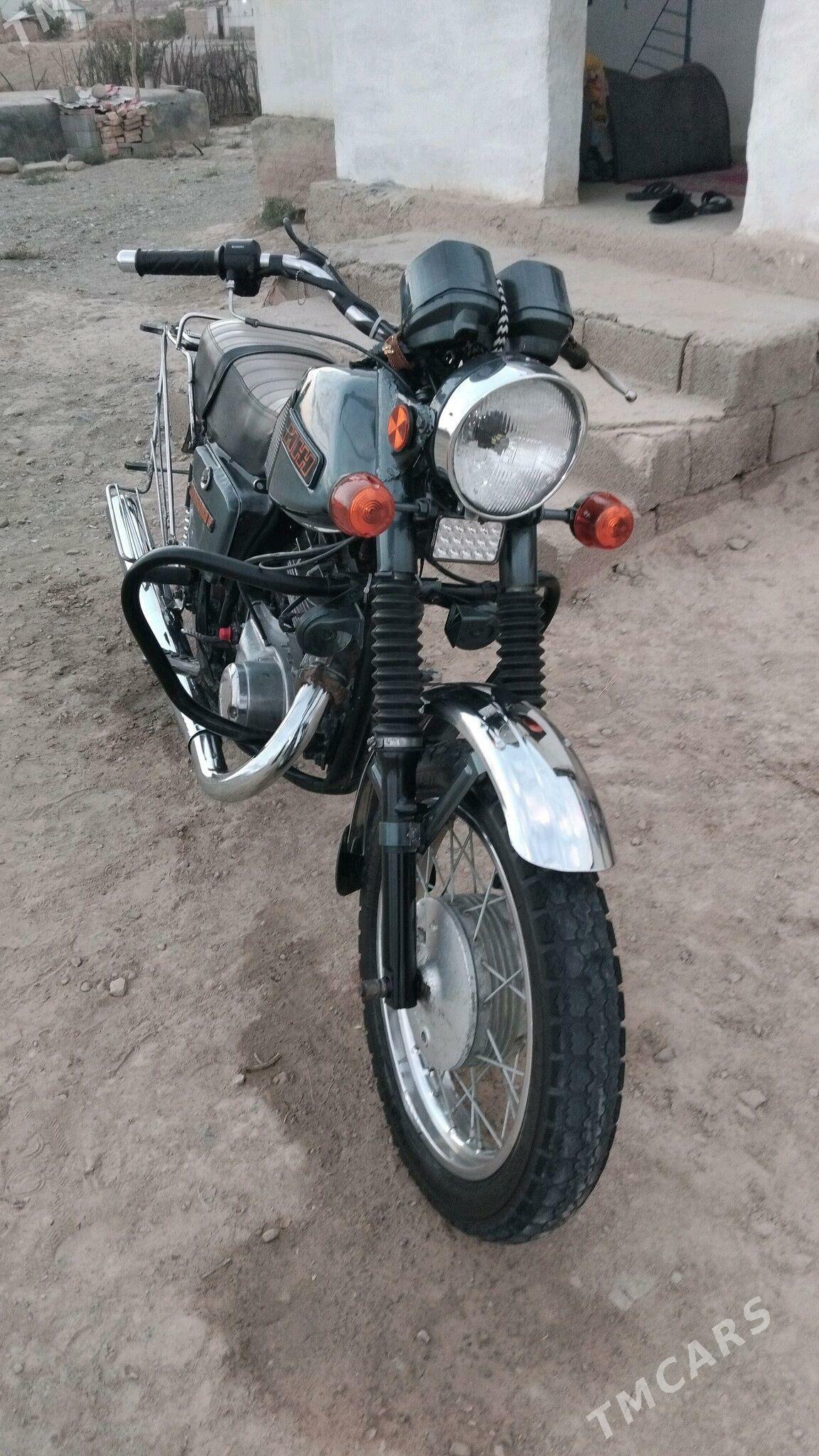 Iž Planeta 5 2015 - 16 000 TMT - Махтумкули - img 1